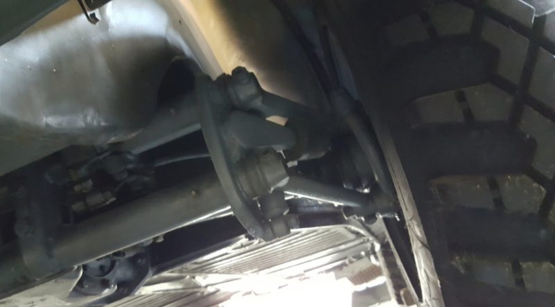 The suspension and front half-shaft for the Porsche Type 877 prototype